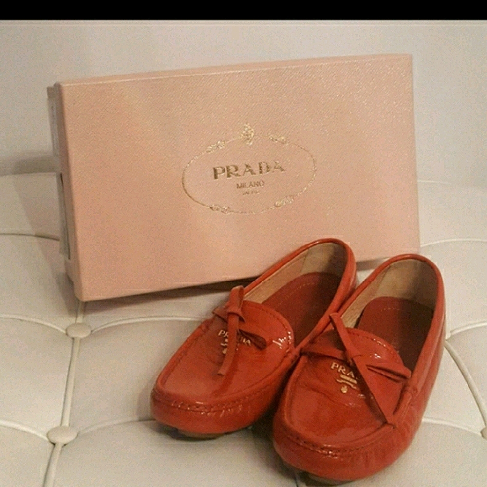Authentic Prada Loafer🥿🛍 - Picture 3 of 4
